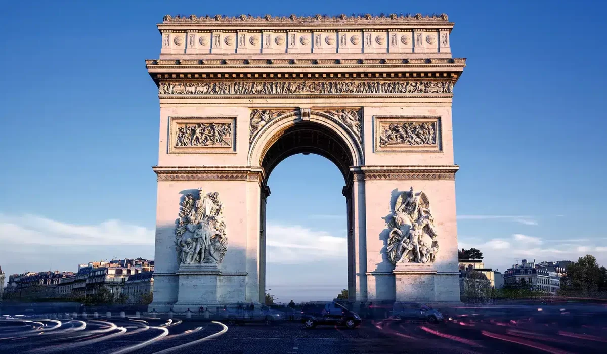 Escapada Romántica en París3